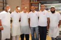  بالصور: افتتاح الفرع الجديد لملحمة أبو حلوة في شارع شديروت يروشلايم بيافا 